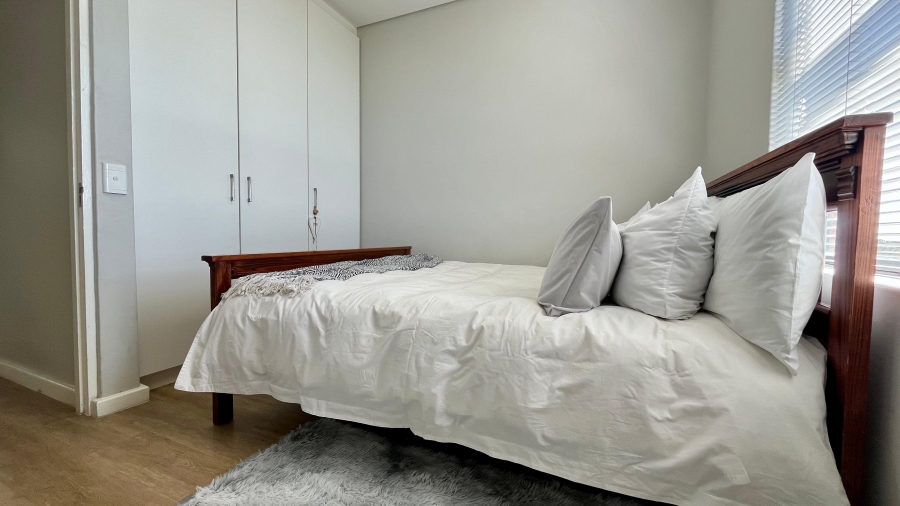 To Let 2 Bedroom Property for Rent in Pinelands Western Cape